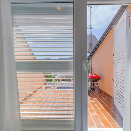 Apartmani Bavaria Vrboska Exterior foto