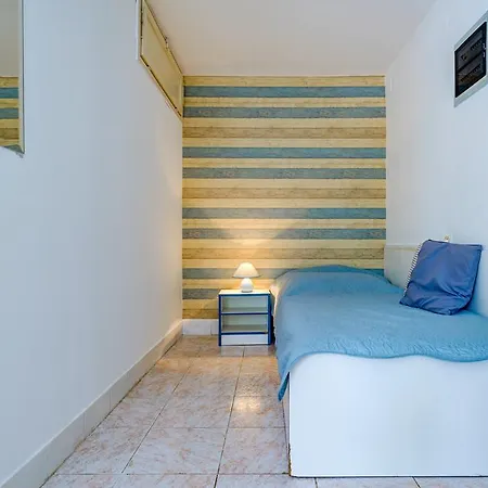 Apartmani Bavaria Vrboska Exterior foto
